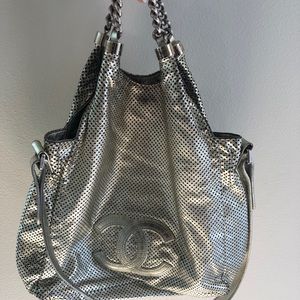 Silver Chanel tote bag, vintage!